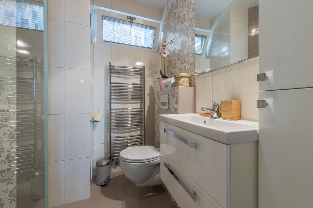 Fine Apartment Janeza Pavla リュブリャナ エクステリア 写真