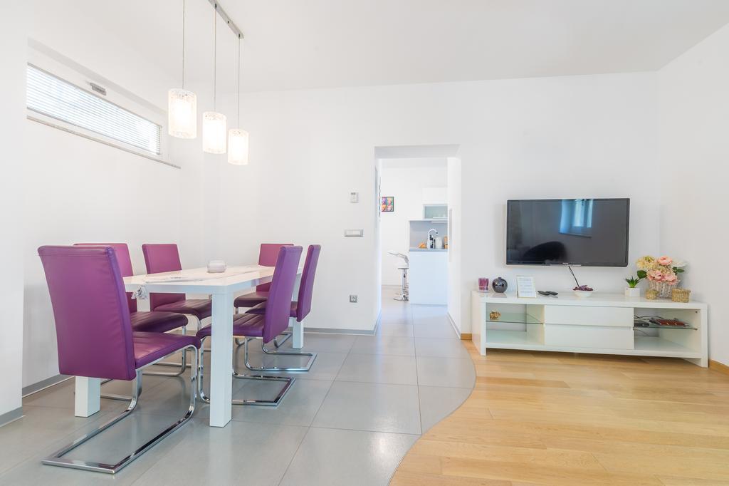 Fine Apartment Janeza Pavla リュブリャナ エクステリア 写真